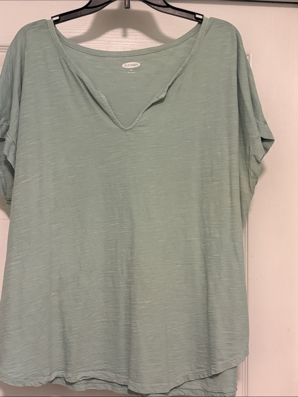 2/$10 Old Navy Light Mint Green V-Neck Short Sleeve Tee